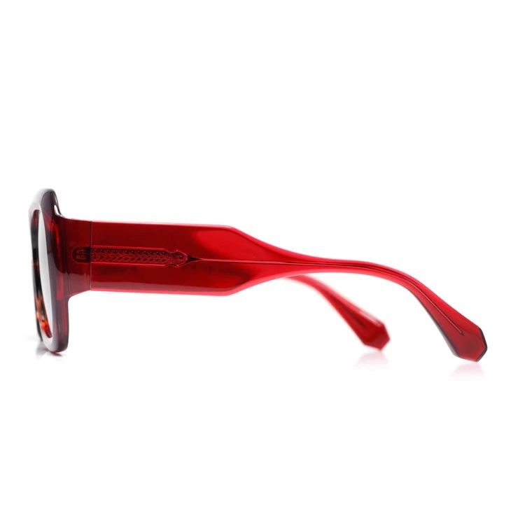 Cool oversized ladies sunglasses (2) Cool oversized ladies sunglasses (2)